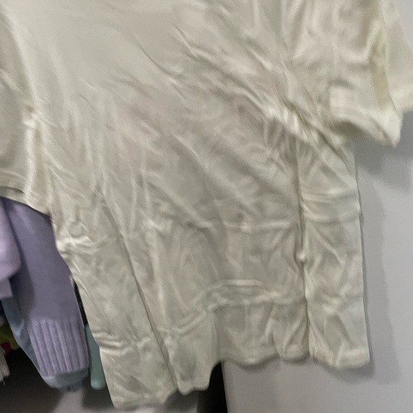 NWT Jilly Box Graphic Tee Sz XS - Picture 2 of 3